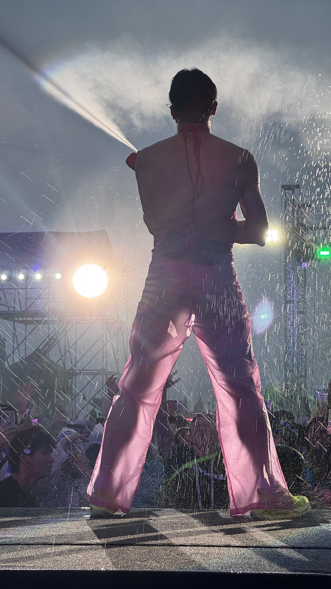 GvAiUmkbcAA-Rag.jpg